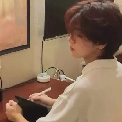 黄浩岩
